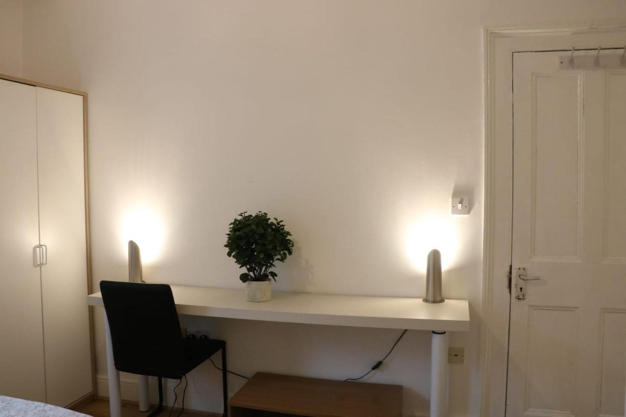 Appartement Victoria Style Flat Near Victoria Station à Londres Extérieur photo